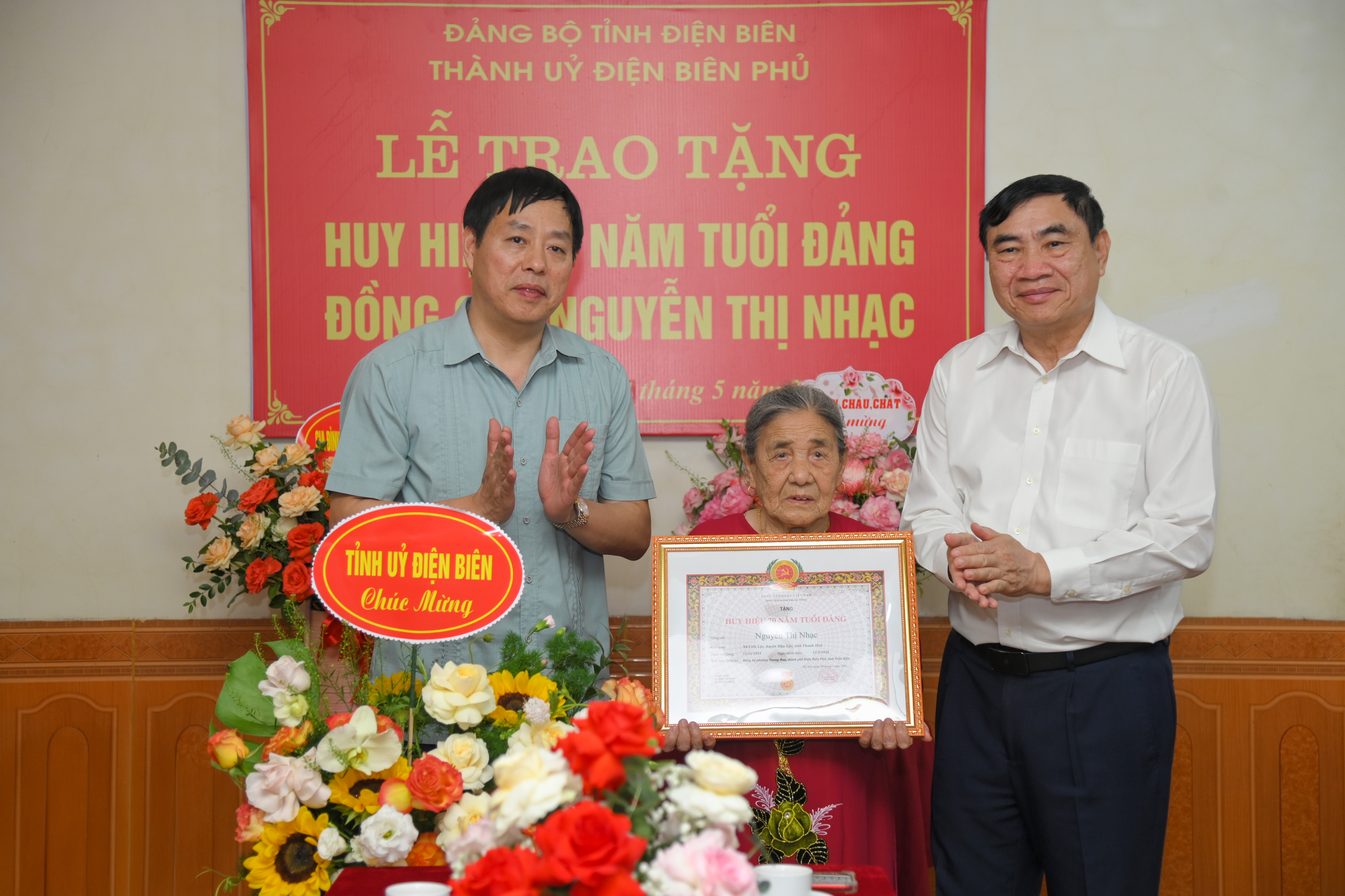 Nguy-n-Thi-Nhac.jpg