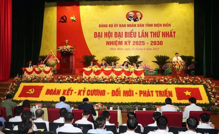 quang-canh-dai-hoi-15-8-2025.jpg