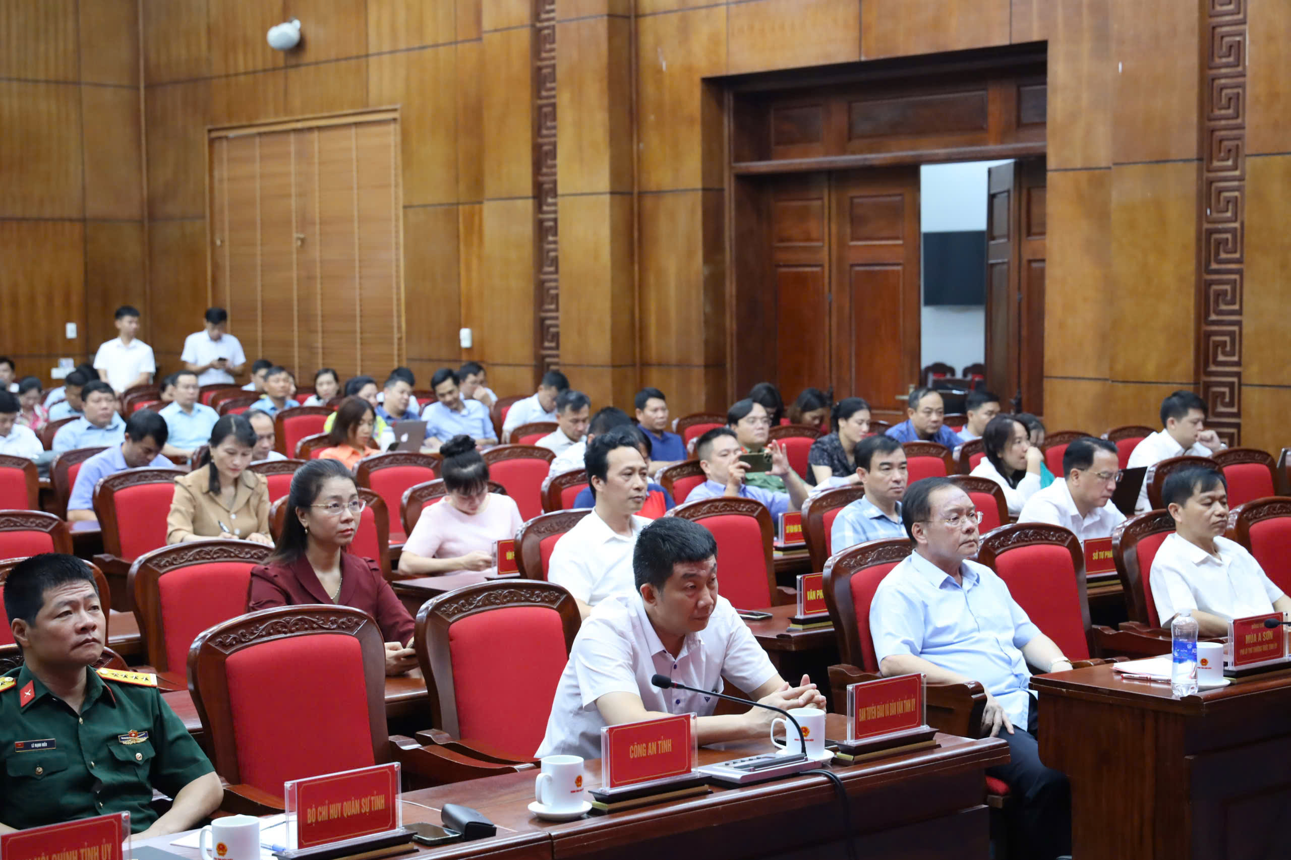 Quang-nh-H-i-ngh-06-9.jpg