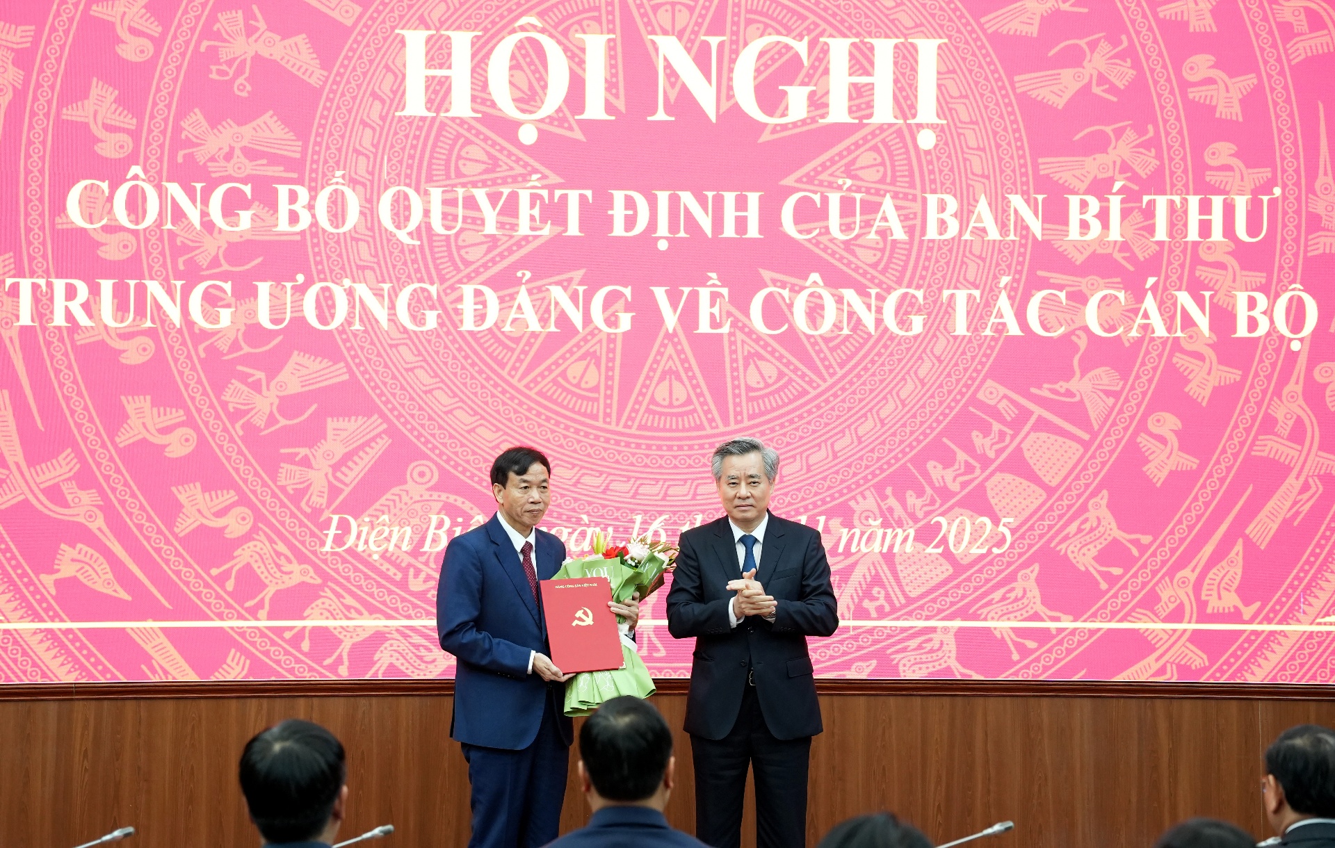 Nh-n-C-ng-b-Quy-t-nh-16-11-2025.jfif