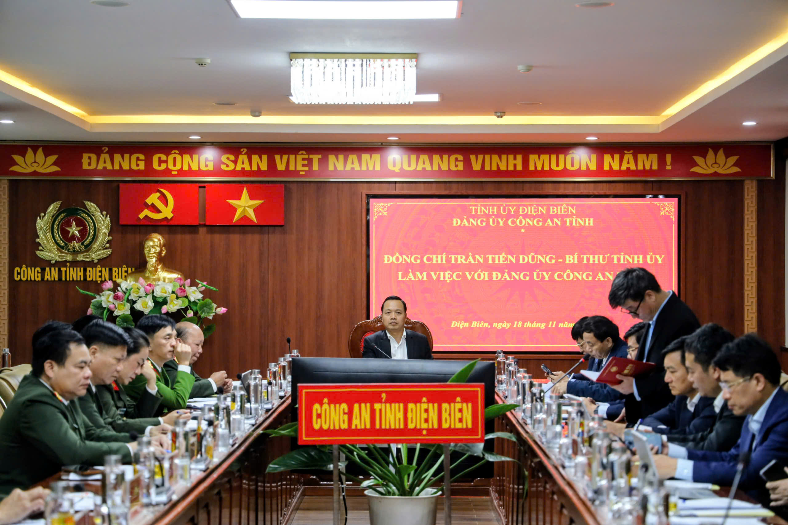 1-Quang-c-nh.jpg