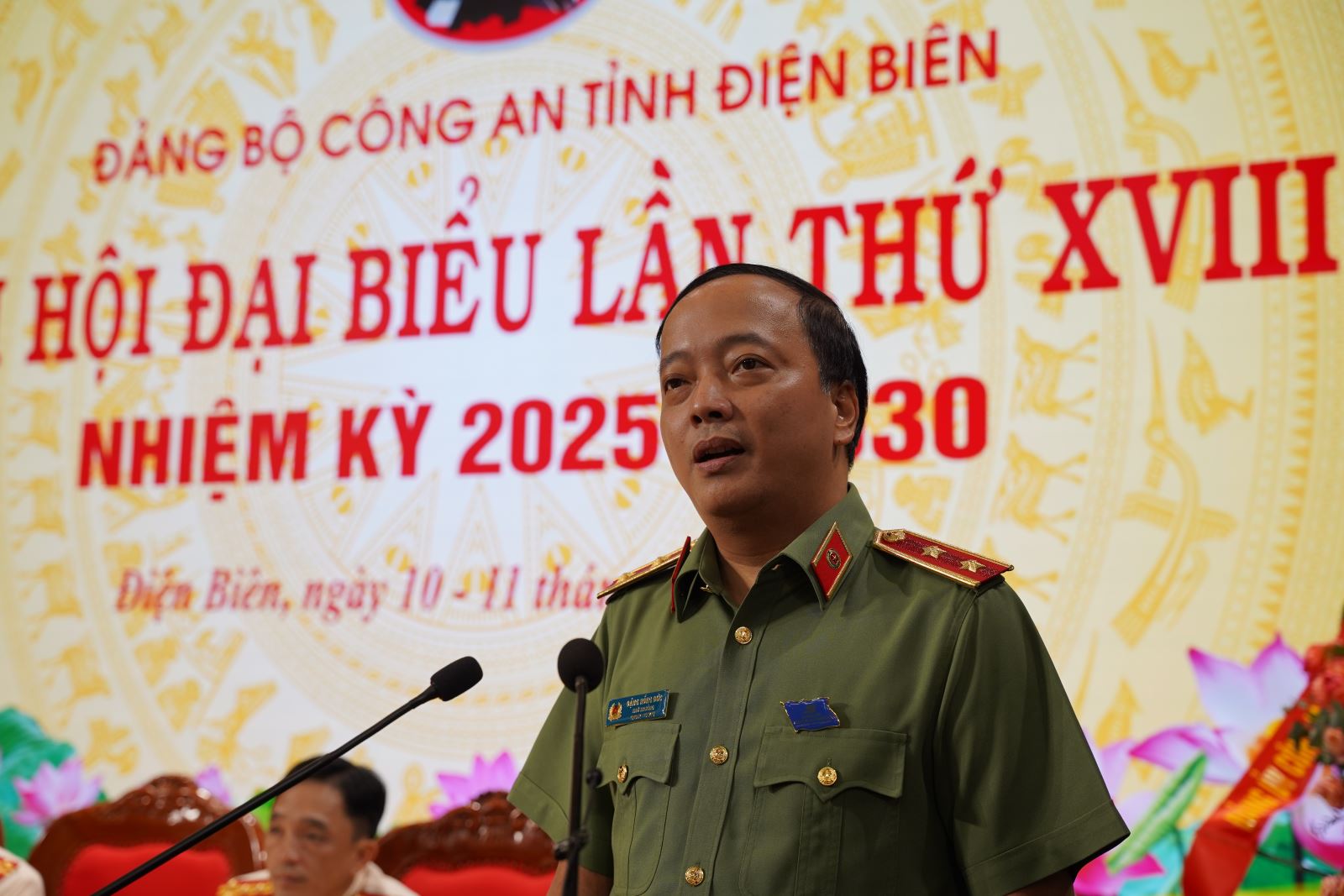 Trung-t-ng-ng-H-ng-c.jpg